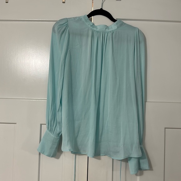 Free People Tops - Free People top!